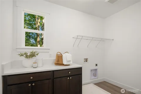 $1,229,800 | 10667 Southeast 170th Place, Renton, WA 98055