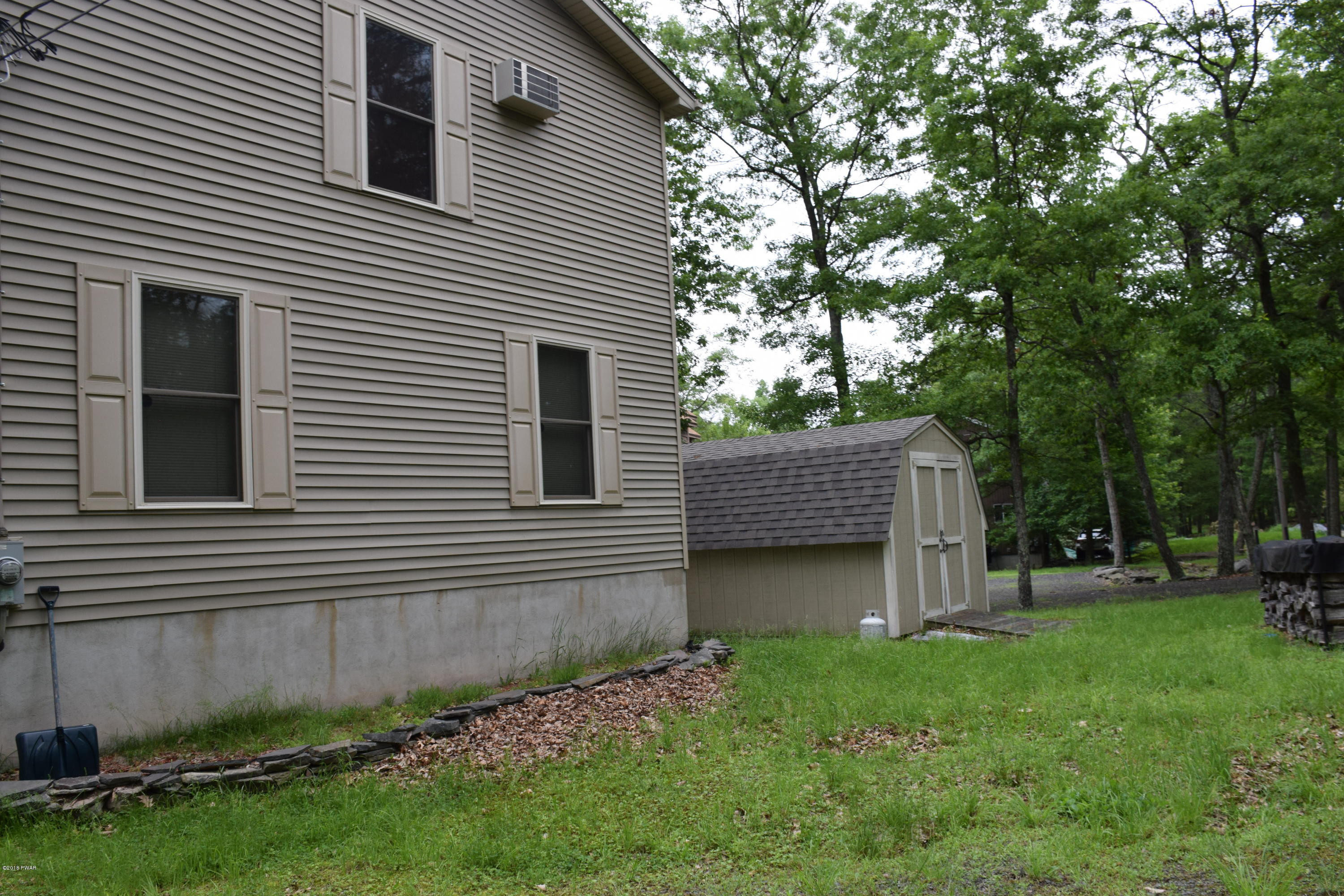 109 Mockingbird Court Bushkill, PA 18324 - Photo 15 of 54