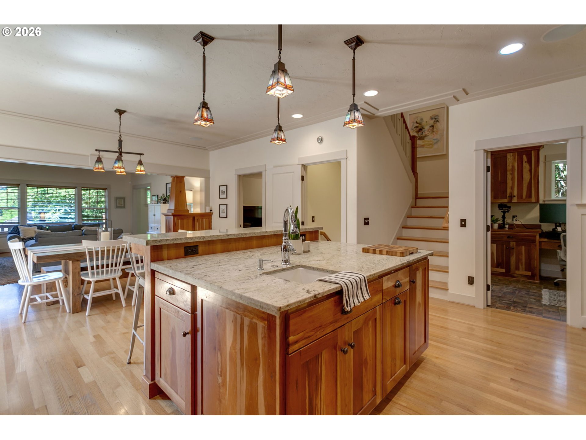 2939 Southwest Custer Street Portland, OR 97219 - Photo 14 of 48