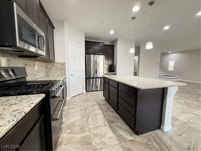 $2,900 | 132 Dunblane Street, Henderson, NV 89012