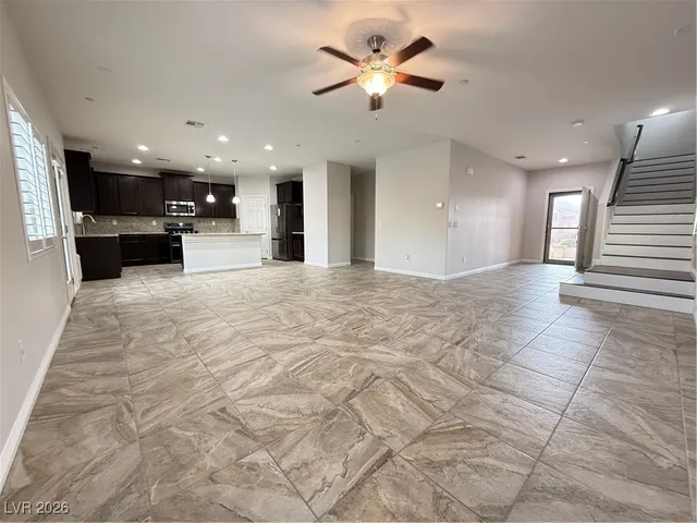 $2,900 | 132 Dunblane Street, Henderson, NV 89012