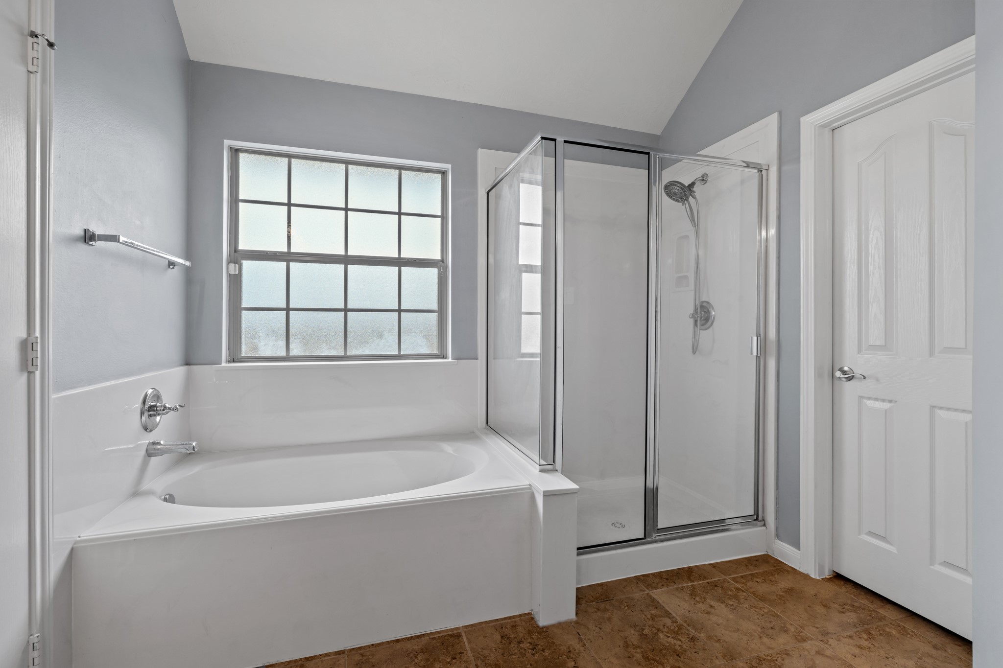 28027 Trade Wind Court Rosharon, TX 77583 - Photo 16 of 37 Gallery Image 16