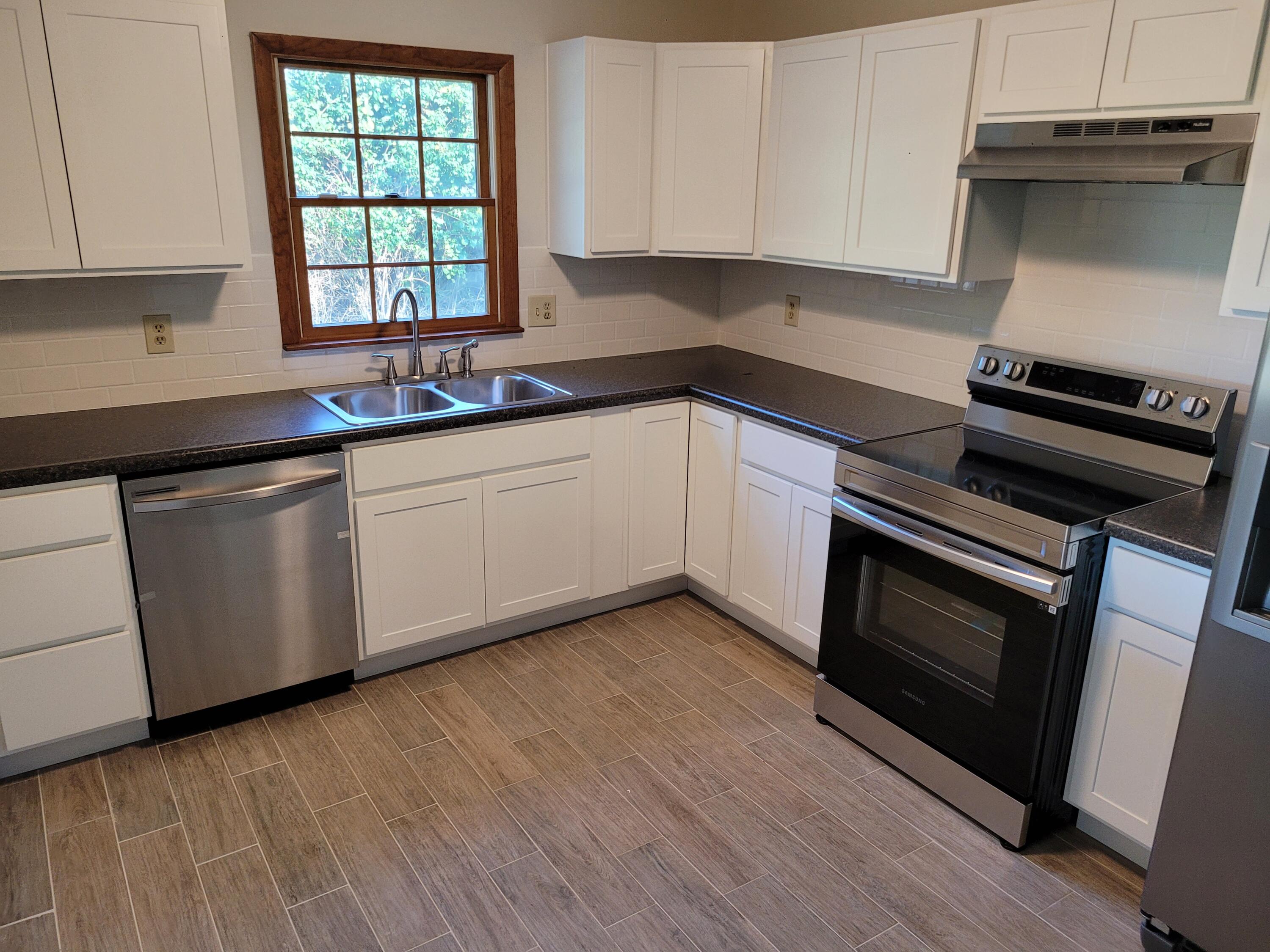 1390 Warsaw Road Dry Ridge, KY 41035 - Photo 12 of 25