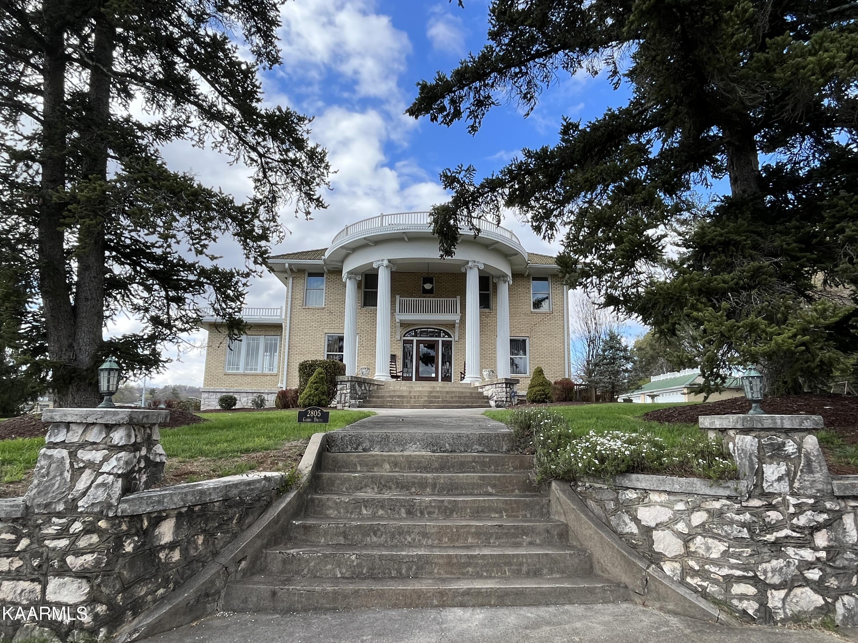 2805 Gibbs Drive, Knoxville, TN 37918 Compass