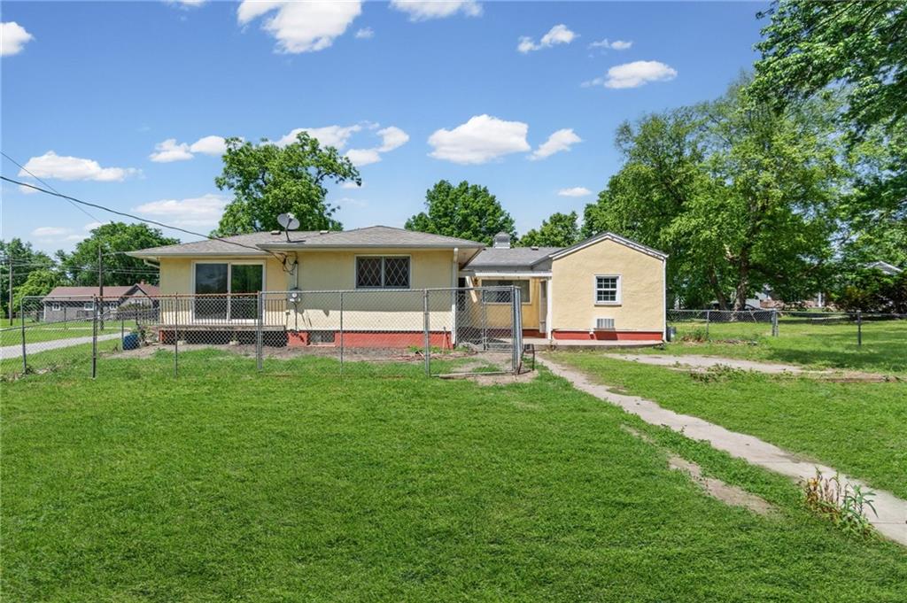 700 East 3rd Street Cameron, MO 64429 - Photo 25 of 28