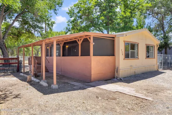 $329,900 | 230 East Gepford Parkway, Sun Valley, NV 89433