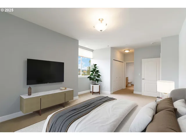 $299,900 | 1548 River Road, Unit 302, Longview, WA 98632