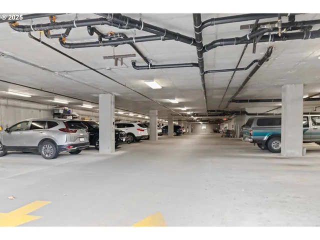 $299,900 | 1548 River Road, Unit 302, Longview, WA 98632