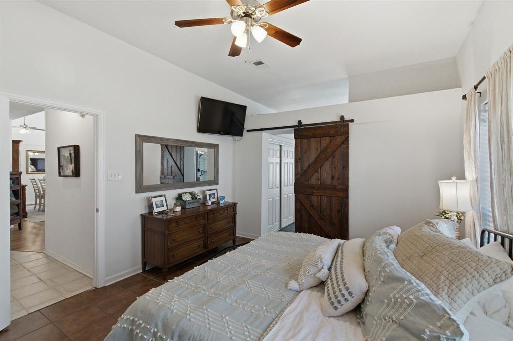 7801 Defender Lane Rowlett, TX 75089 - Photo 13 of 35