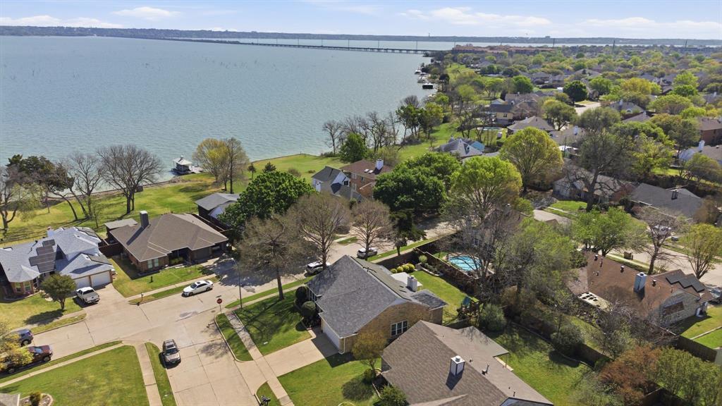 7801 Defender Lane Rowlett, TX 75089 - Photo 33 of 35