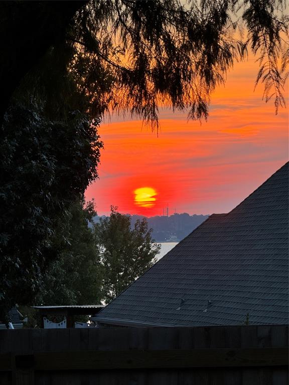 7801 Defender Lane Rowlett, TX 75089 - Photo 34 of 35 Owners lot their sunsets. Photo provided by owner