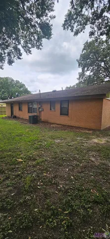 $172,000 | 25355 Dickinson Road, Plaquemine, LA 70764
