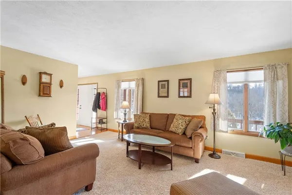 $395,000 | 271 Annuity Drive, Washington, PA 15301