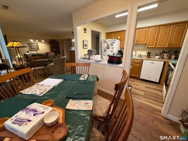 $215,000 | 900 Mix Avenue, Unit 68, Hamden, CT 06514