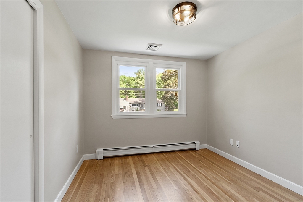 3 Hanson Road Wilmington, MA 01887 - Photo 25 of 40 Gallery Image 25