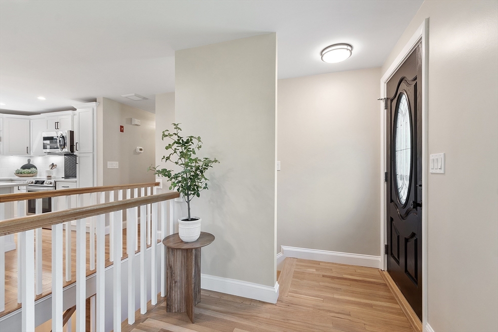 3 Hanson Road Wilmington, MA 01887 - Photo 8 of 40 Gallery Image 8