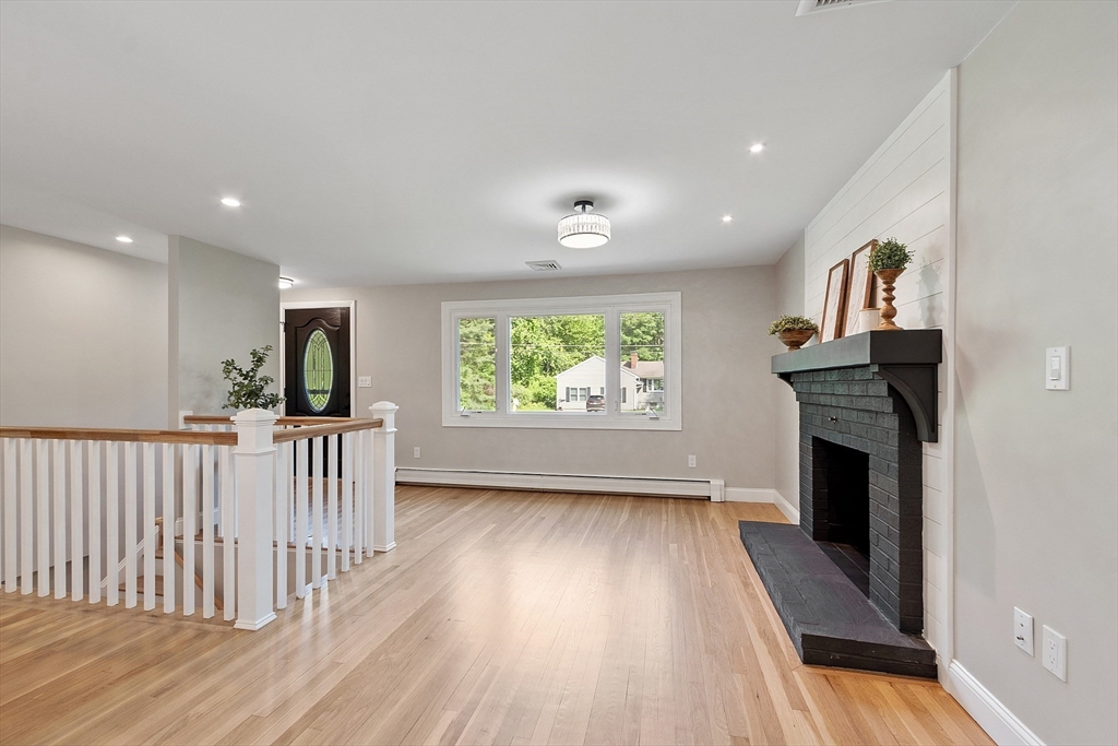 3 Hanson Road Wilmington, MA 01887 - Photo 10 of 40 Gallery Image 10