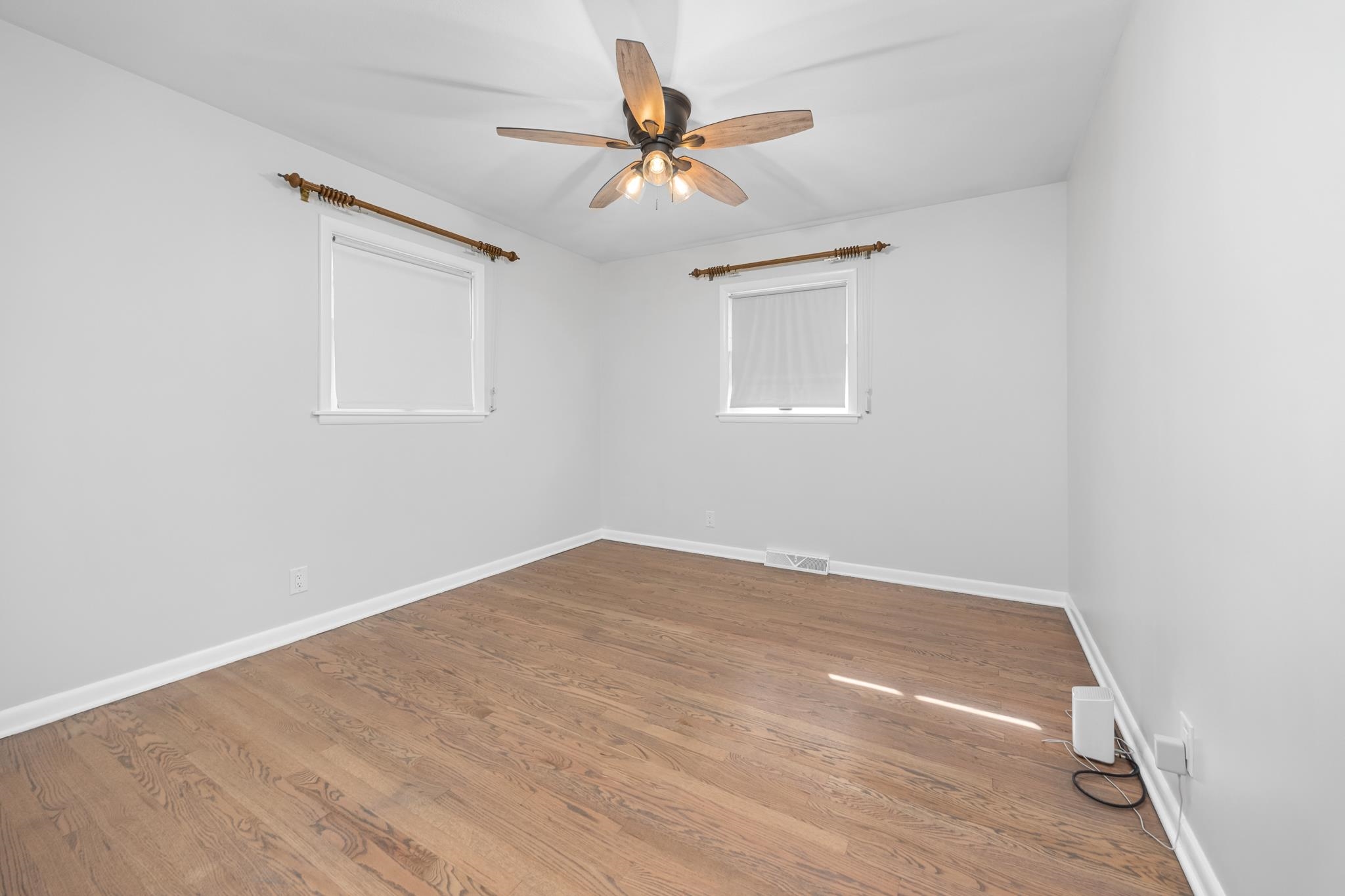 2516 Highcrest Road Rockford, IL 61107 - Photo 13 of 34