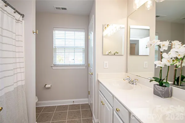 $679,900 | 1325 Linden Glen Drive, Matthews, NC 28104