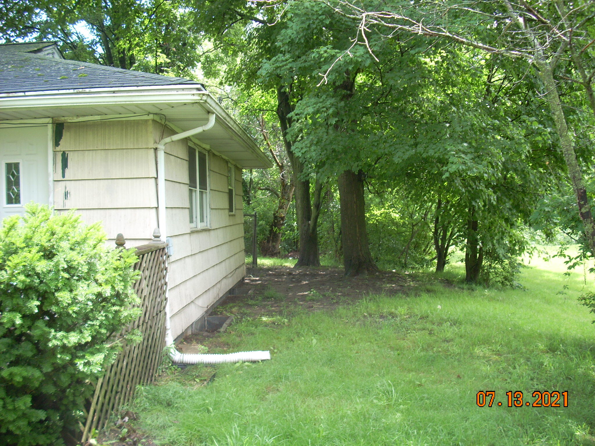 2544 Juniper Road Niles, MI 49120 - Photo 2 of 19 DSCN3584