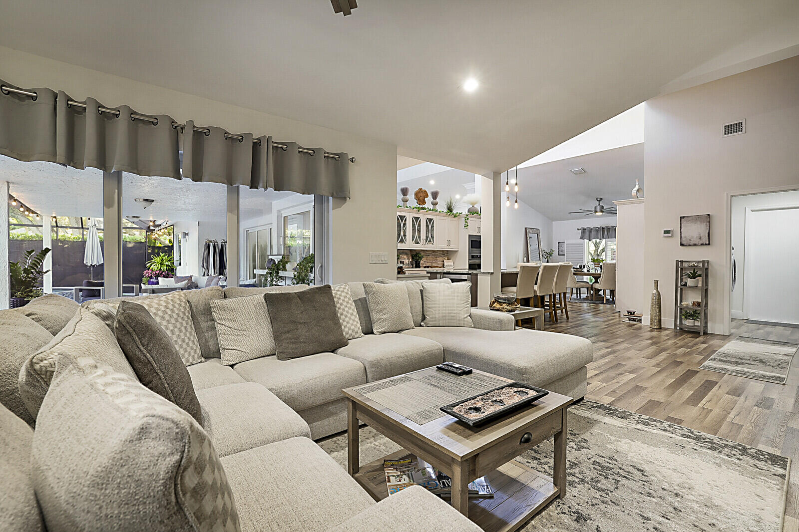 2155 Rabbit Hollowe Circle Delray Beach, FL 33445 - Photo 21 of 71 23_2155_Rabbit_Hollowe_Circle_23_mls