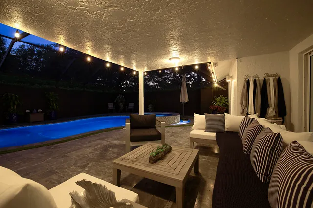 $1,665,000 | 2155 Rabbit Hollowe Circle, Delray Beach, FL 33445