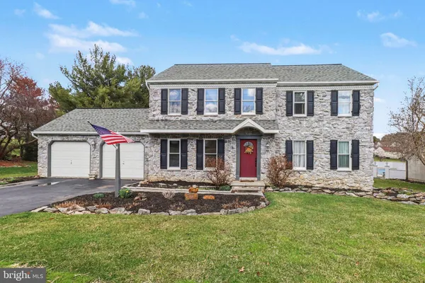 $569,000 | 1014 Shadowstone Drive, Lancaster, PA 17603