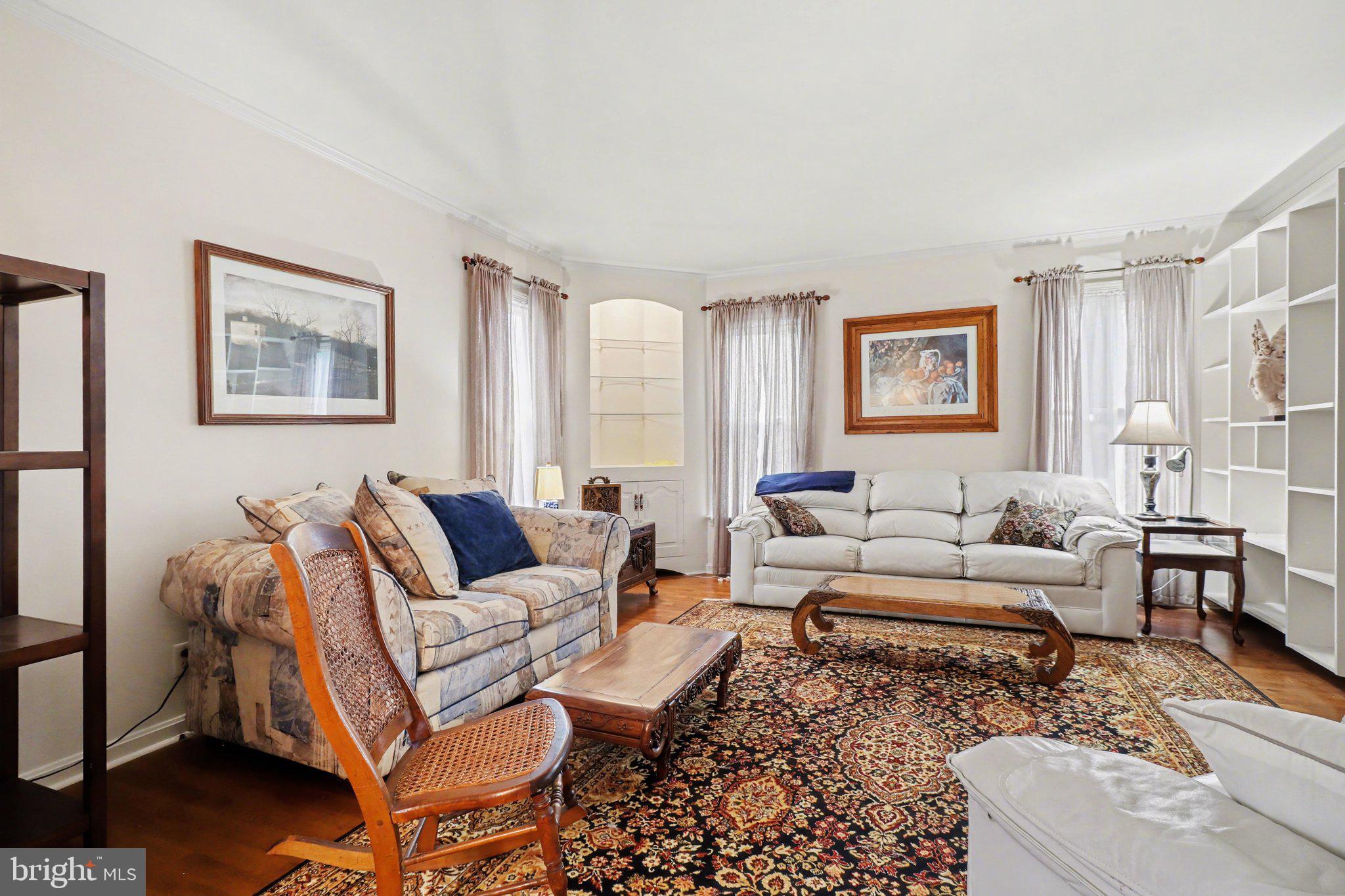 1014 Shadowstone Drive Lancaster, PA 17603 - Photo 20 of 54 a living room with furniture wooden floor and a window