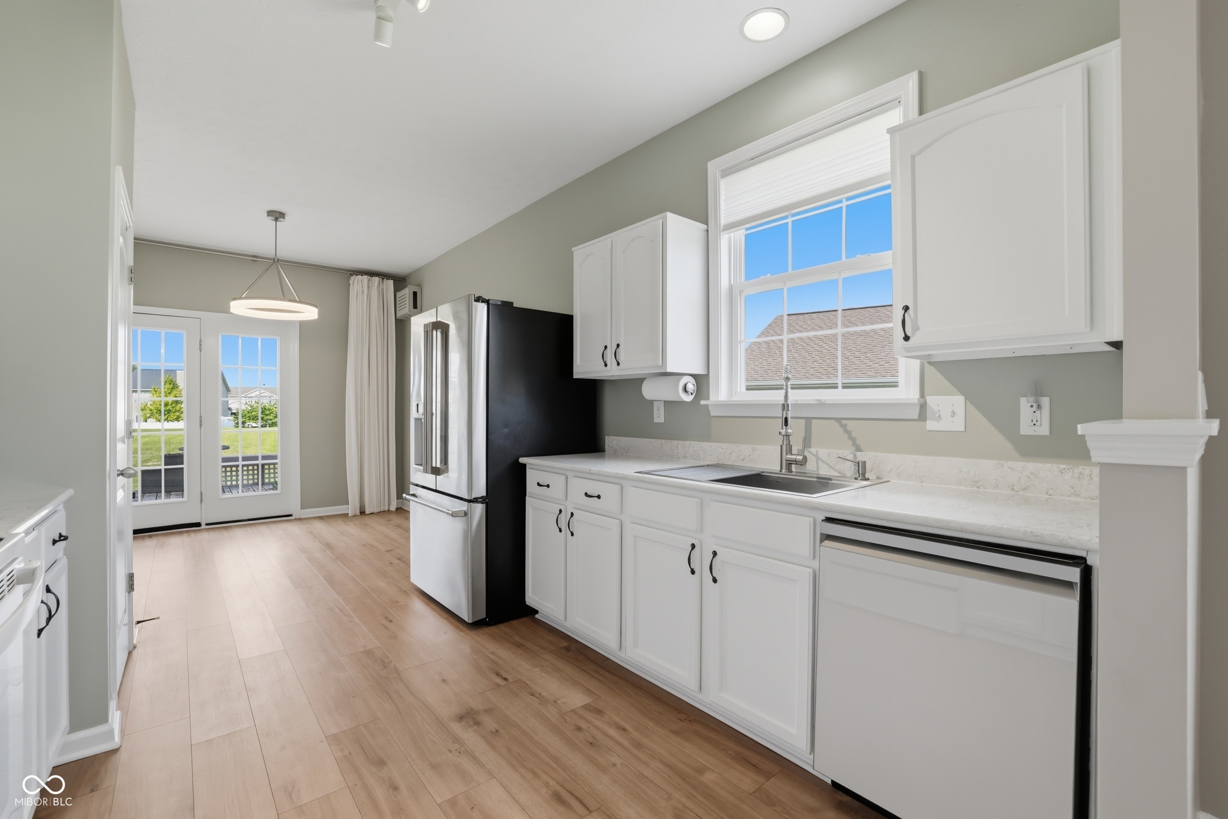 3835 Dusty Sands Road Whitestown, IN 46075 - Photo 9 of 23