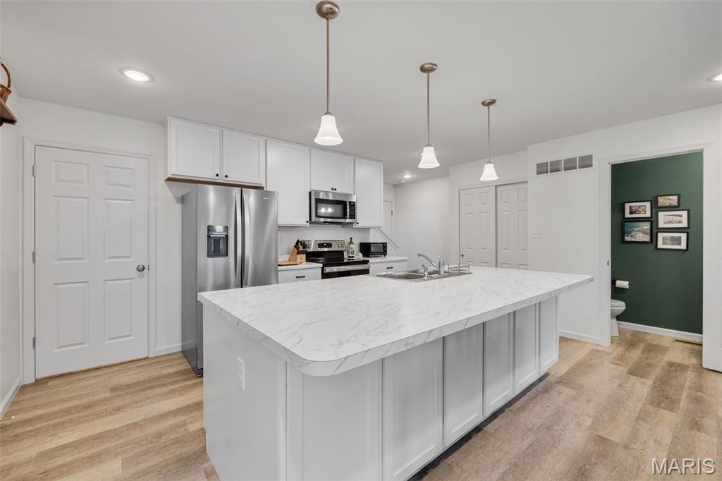 196 Tiber Way St. Charles, MO 63301 - Photo 11 of 38