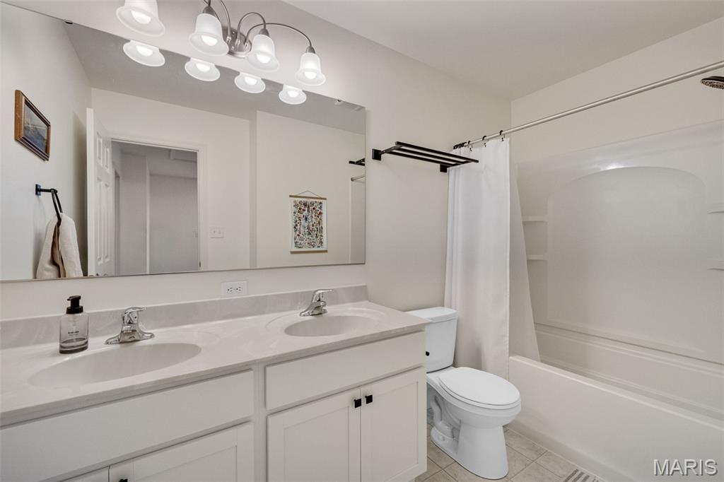 196 Tiber Way St. Charles, MO 63301 - Photo 30 of 38