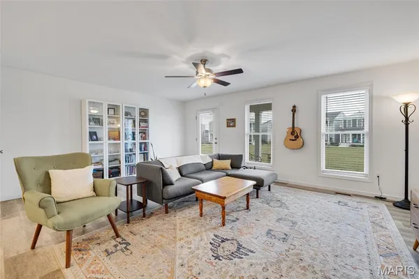 $385,000 | 196 Tiber Way, St. Charles, MO 63301