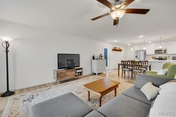 $385,000 | 196 Tiber Way, St. Charles, MO 63301
