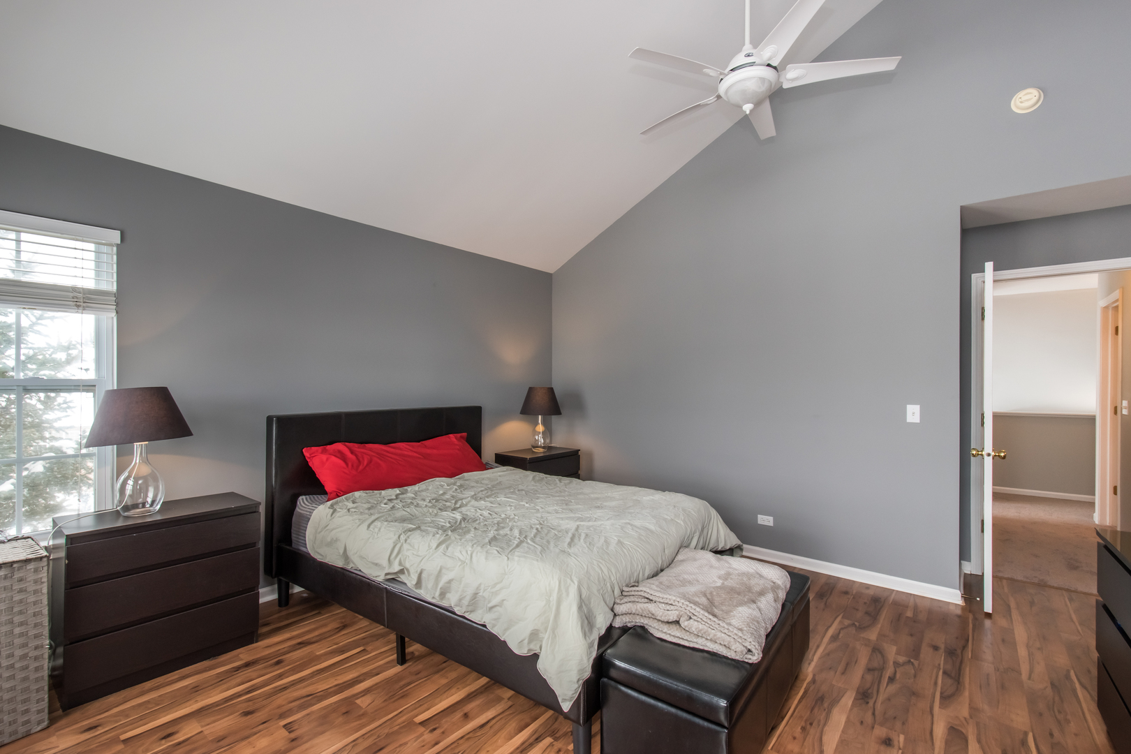 717 Pheasant Trail St. Charles, IL 60174 - Photo 23 of 32 a bedroom with a bed and a closet