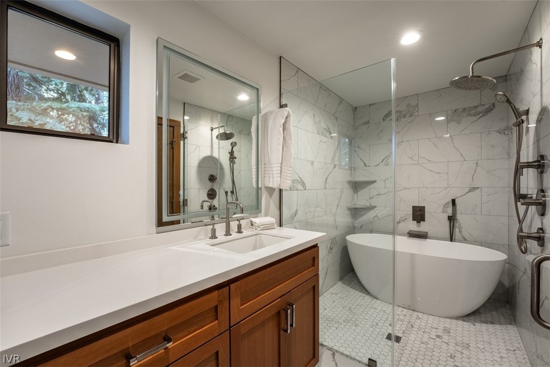 685 Wilson Way, Unit 4 Incline Village, NV 89451 - Photo 19 of 41