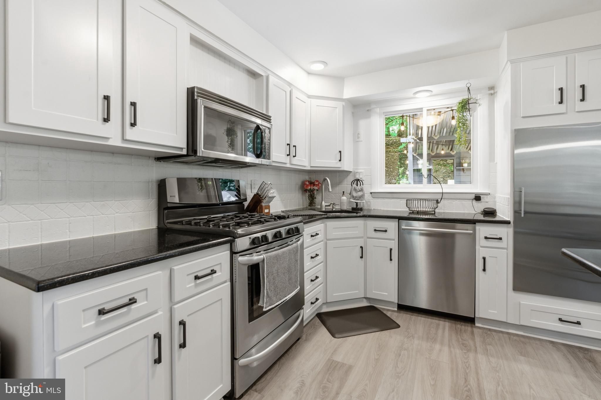 582 Forest Road Wayne, PA 19087 - Photo 16 of 44