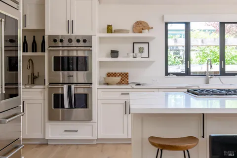 $3,950,000 | 2501 Pinot Way, St. Helena, CA 94574