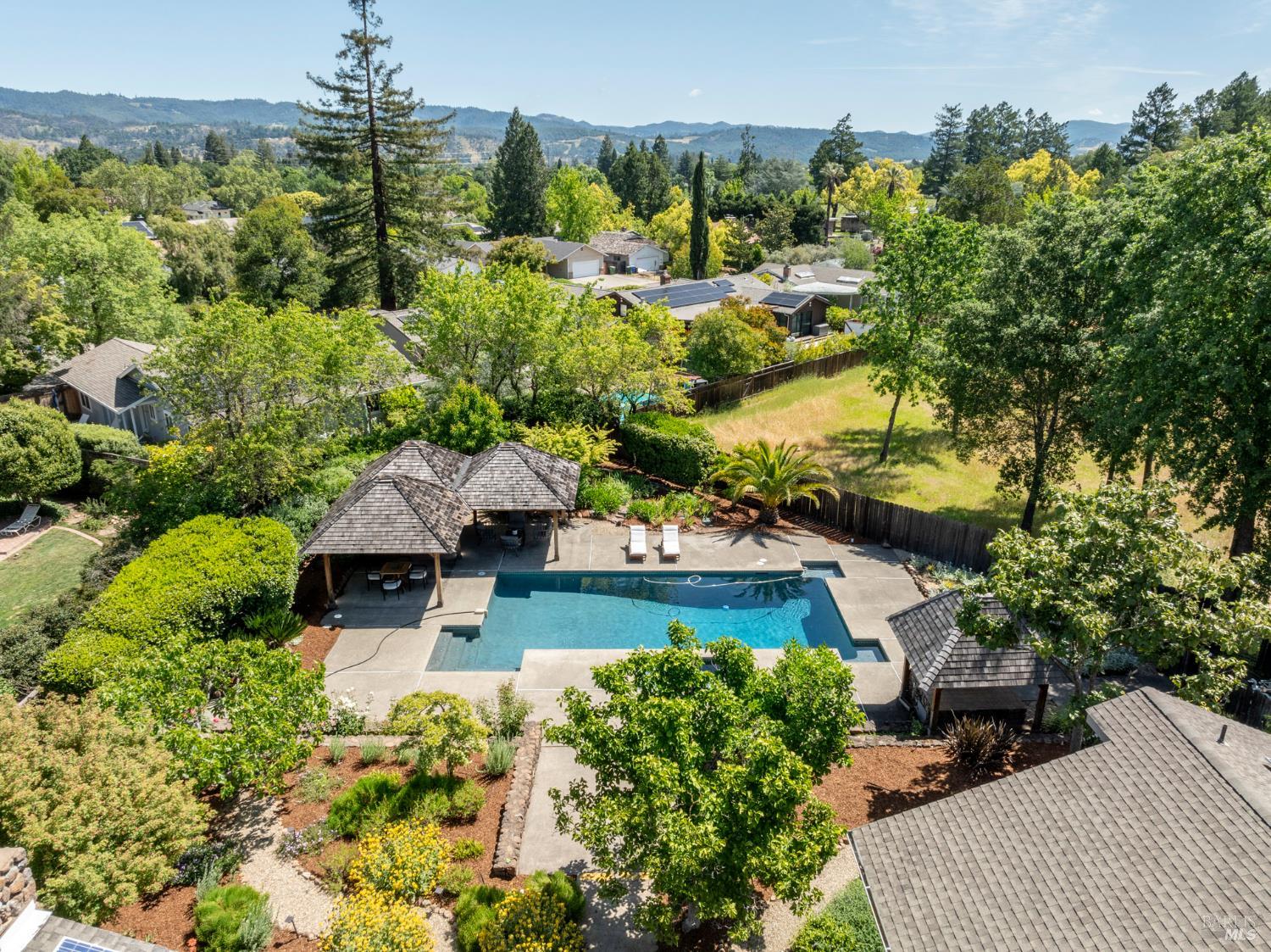 2501 Pinot Way St. Helena, CA 94574 - Photo 63 of 65