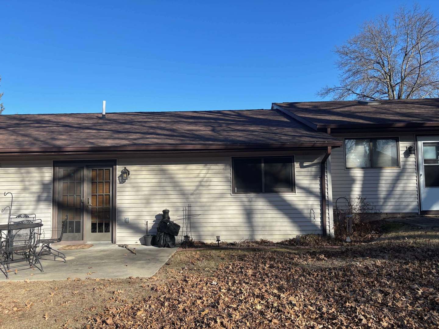 507 Jenkran Street, Unit 4 Morrison, IL 61270 - Photo 2 of 11 a view of house with backyard