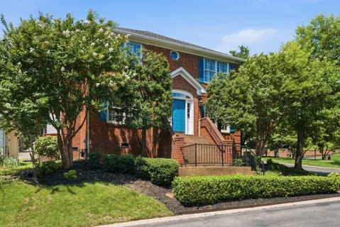 $1,035,000 | 72 Ravenwood Hills Circle, Nashville, TN 37215