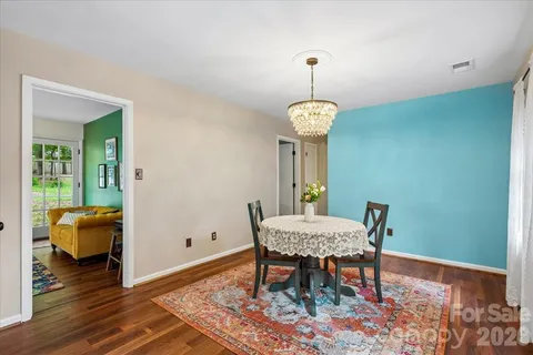 $378,000 | 1005 Pinafore Drive, Charlotte, NC 28212