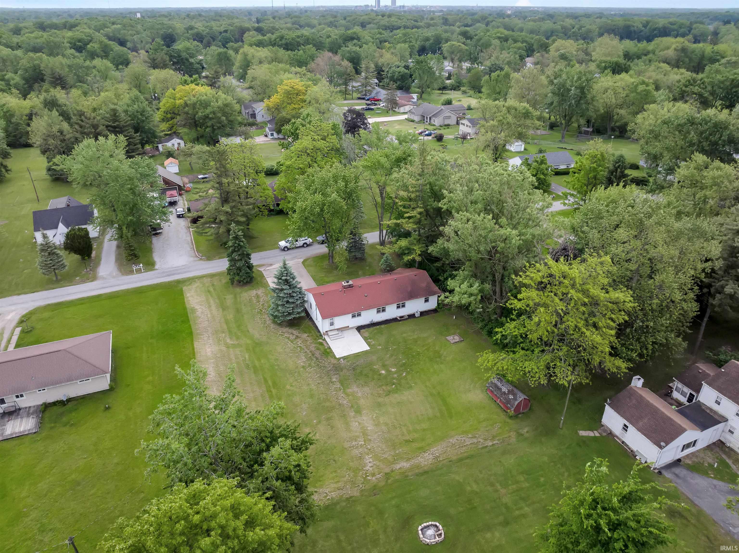 2425 Beineke Road Fort Wayne, IN 46808 - Photo 4 of 18