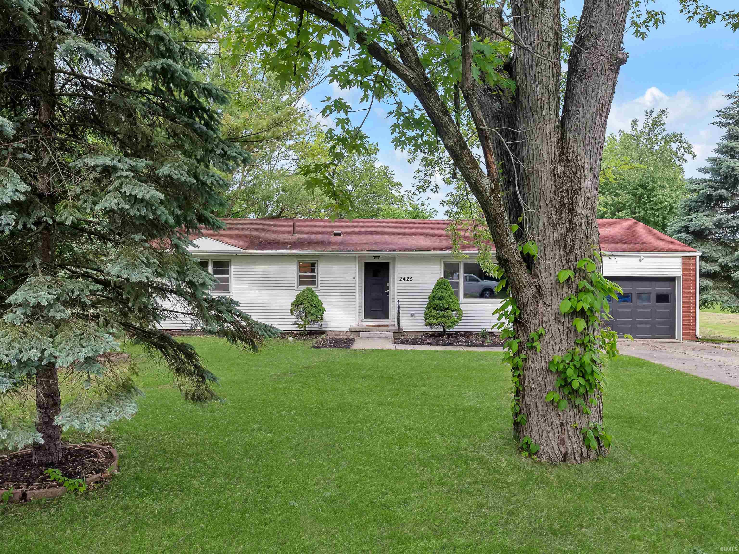 2425 Beineke Road Fort Wayne, IN 46808 - Photo 6 of 18