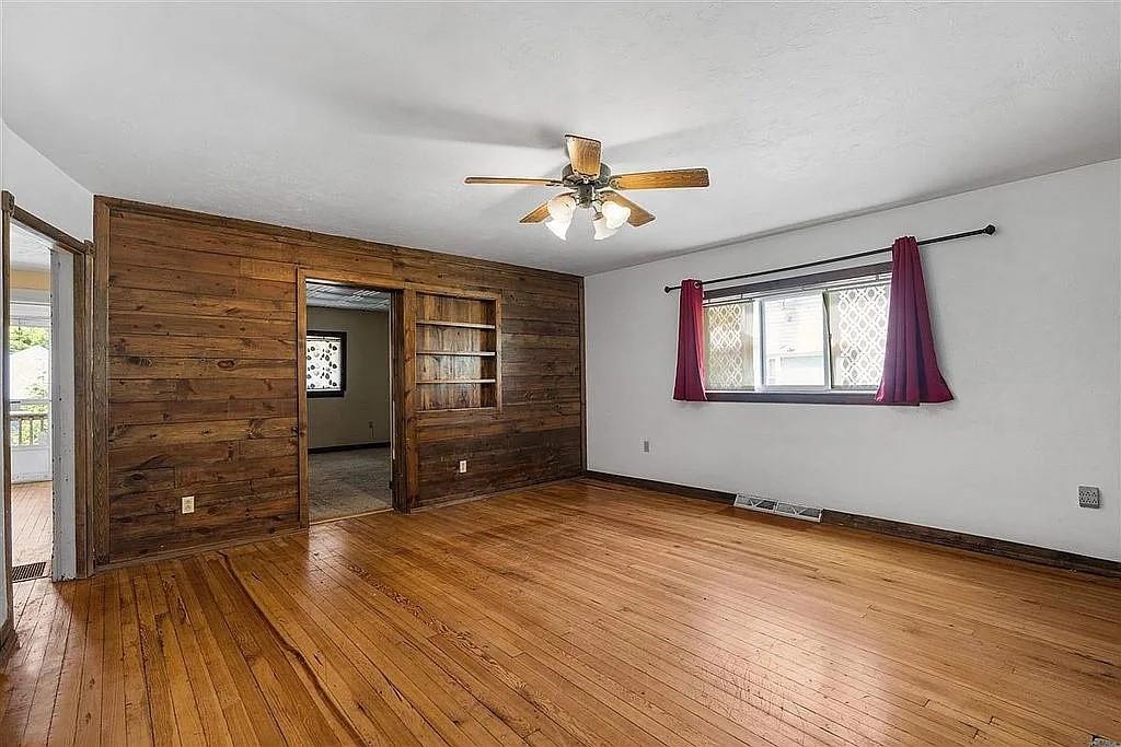 331 Clarence Street Pittsburgh, PA 15211 - Photo 7 of 33