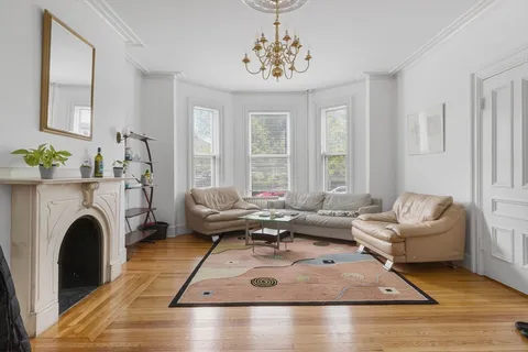 $2,395,000 | 407 A Broadway, Cambridge, MA 02138