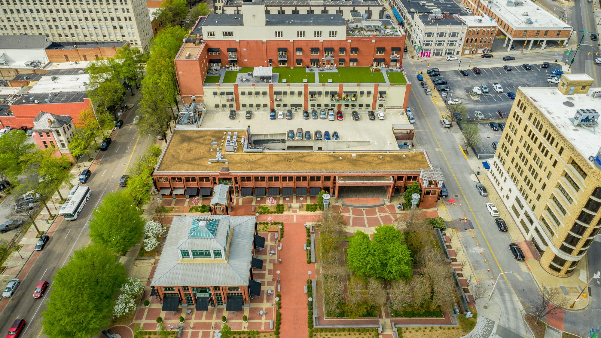 800 Market Street, Unit 404 Chattanooga, TN 37402 - Photo 115 of 121 800 Market St. _404 HD-174