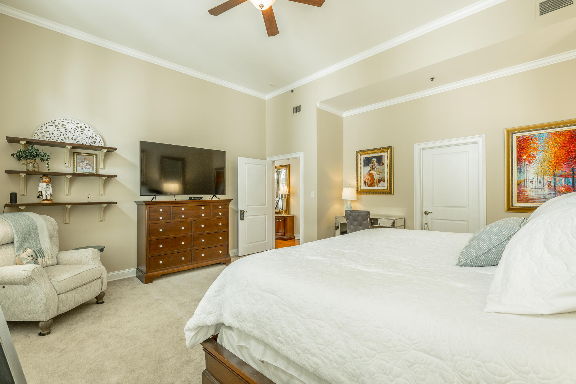 800 Market Street, Unit 404 Chattanooga, TN 37402 - Photo 36 of 121 800 Market St. _404 HD-63