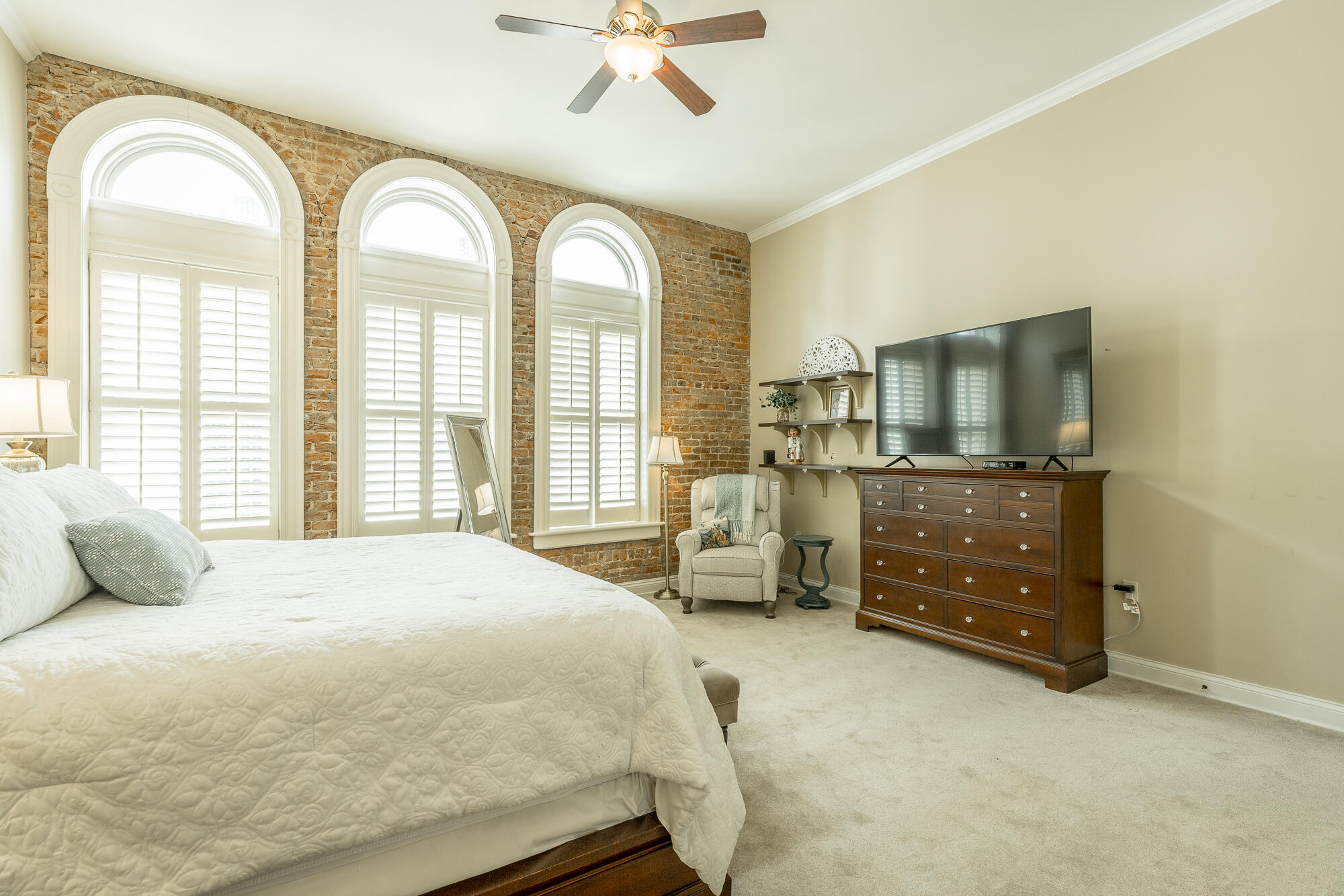 800 Market Street, Unit 404 Chattanooga, TN 37402 - Photo 37 of 121 800 Market St. _404 HD-64
