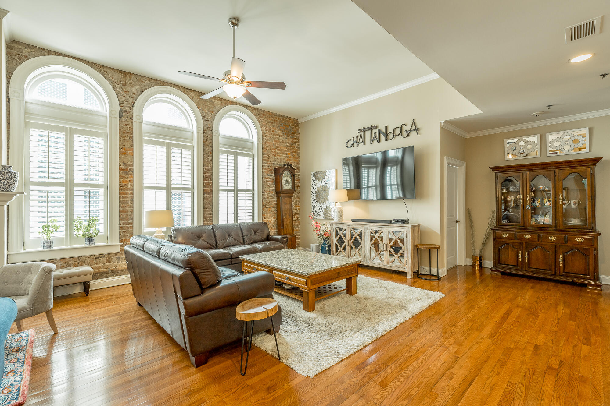 800 Market Street, Unit 404 Chattanooga, TN 37402 - Photo 7 of 121 800 Market St. _404 HD-8