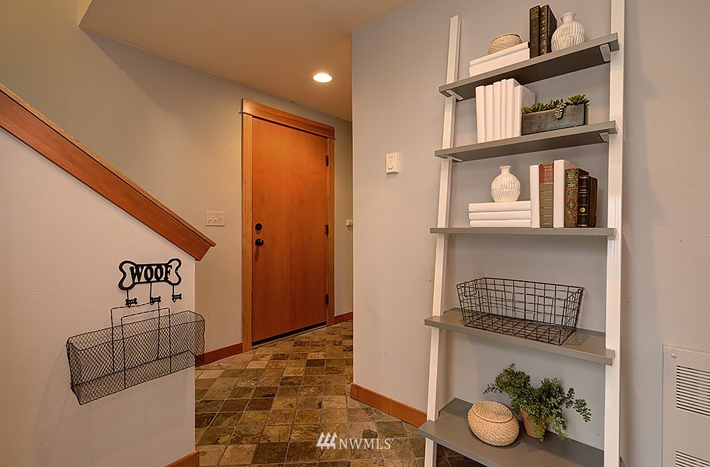 4117 Southwest Morgan Street Seattle, WA 98136 - Photo 22 of 25 Gallery Image 22